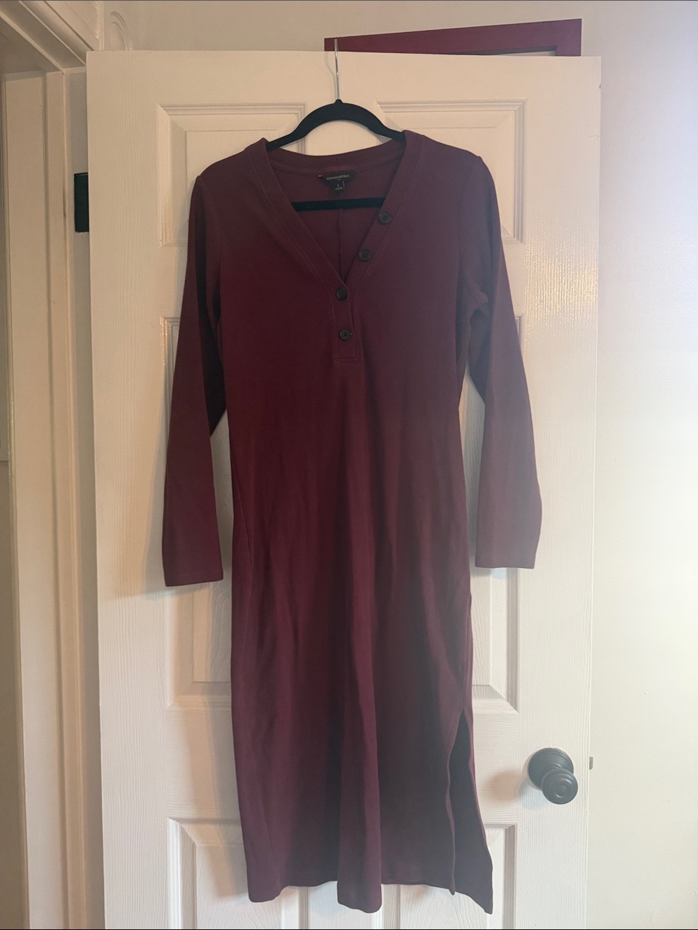 Long Sleeve Henley Midi Dress in Burgundy